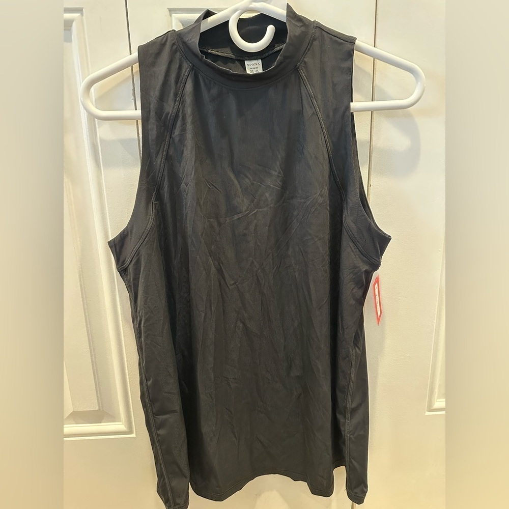 SPANX black Mockneck Ribbed tank size M NWT
